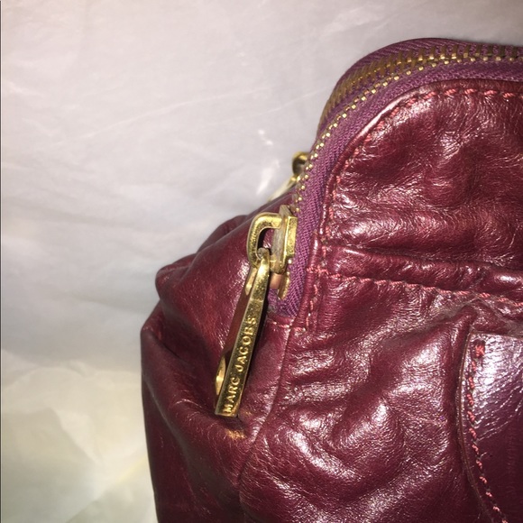 Marc Jacobs Classic Large Leather Tote - Picture 8 of 11